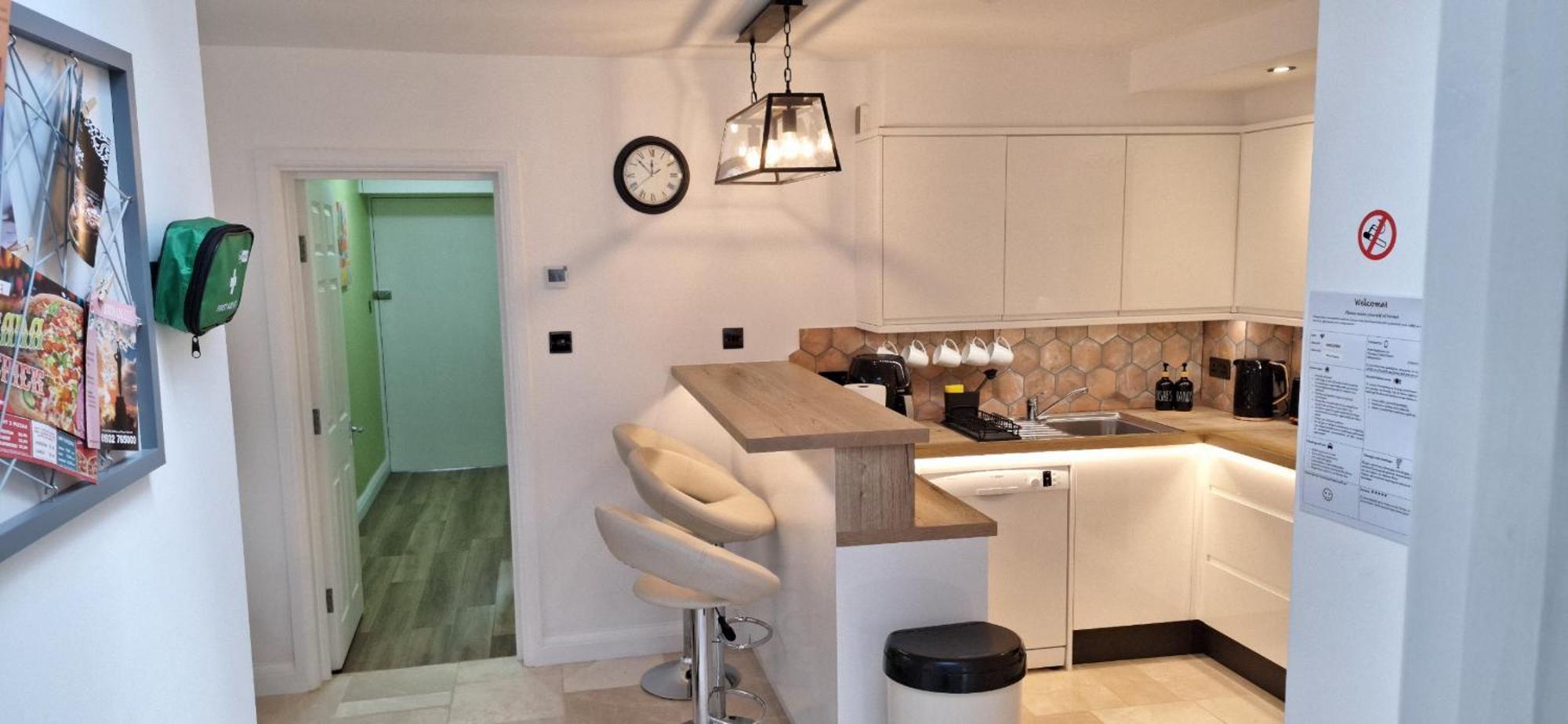 New 3 Bedrooms Flat In Ashford Near Heathrow Ashford (Surrey) Exterior foto